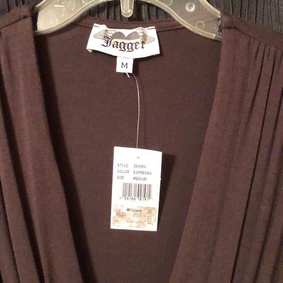 Never worn! - Picture 2 of 2